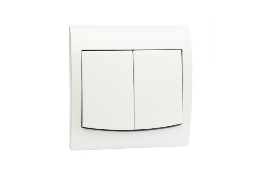 c87758bb597efa1ee8754e4f3551f142