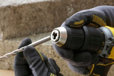 Wiertarko - wkrętarka udarowa 18V 60Nm 2x2,0 Ah kufer SFMCD715D2K-QW STANLEY FATMAX V20 bezszcz.